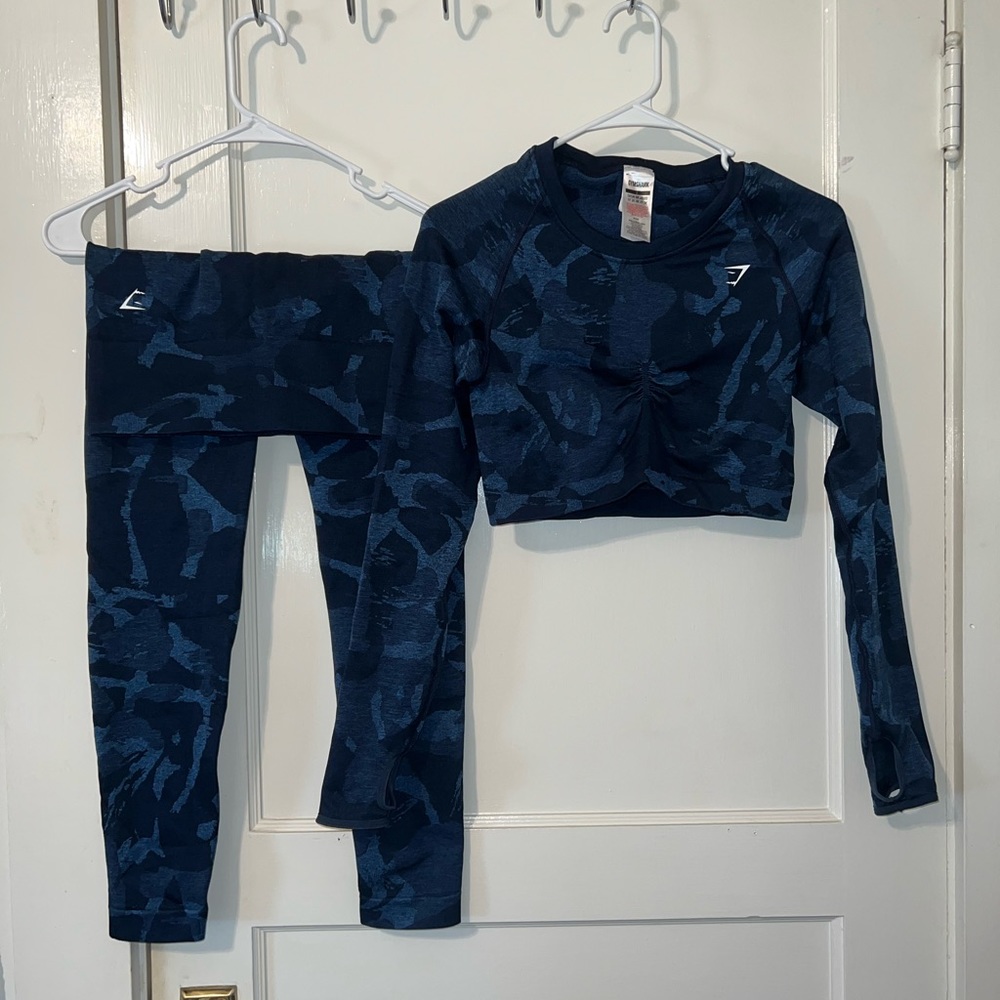Gymshark camo seamless set